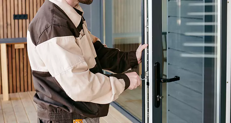 Fix Patio Screen Door Rollers in Temple Terrace, FL
