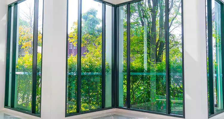 Folding Glass Balcony Door Repair in Temple Terrace, FL